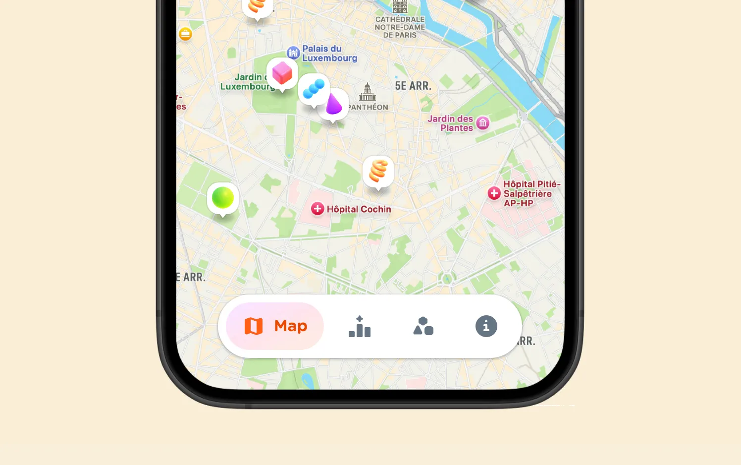 The mobile map with the objects as 3D pins, under the tab bar that leads to the scoreboard, the collection and the help.